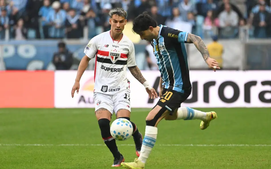 Gremio-Sao-Paulo-scaled-aspect-ratio-512-320